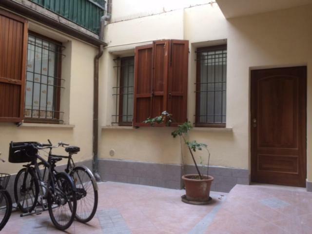 Suite Del Borgo - Affittacamere - Guest House Bologna Buitenkant foto
