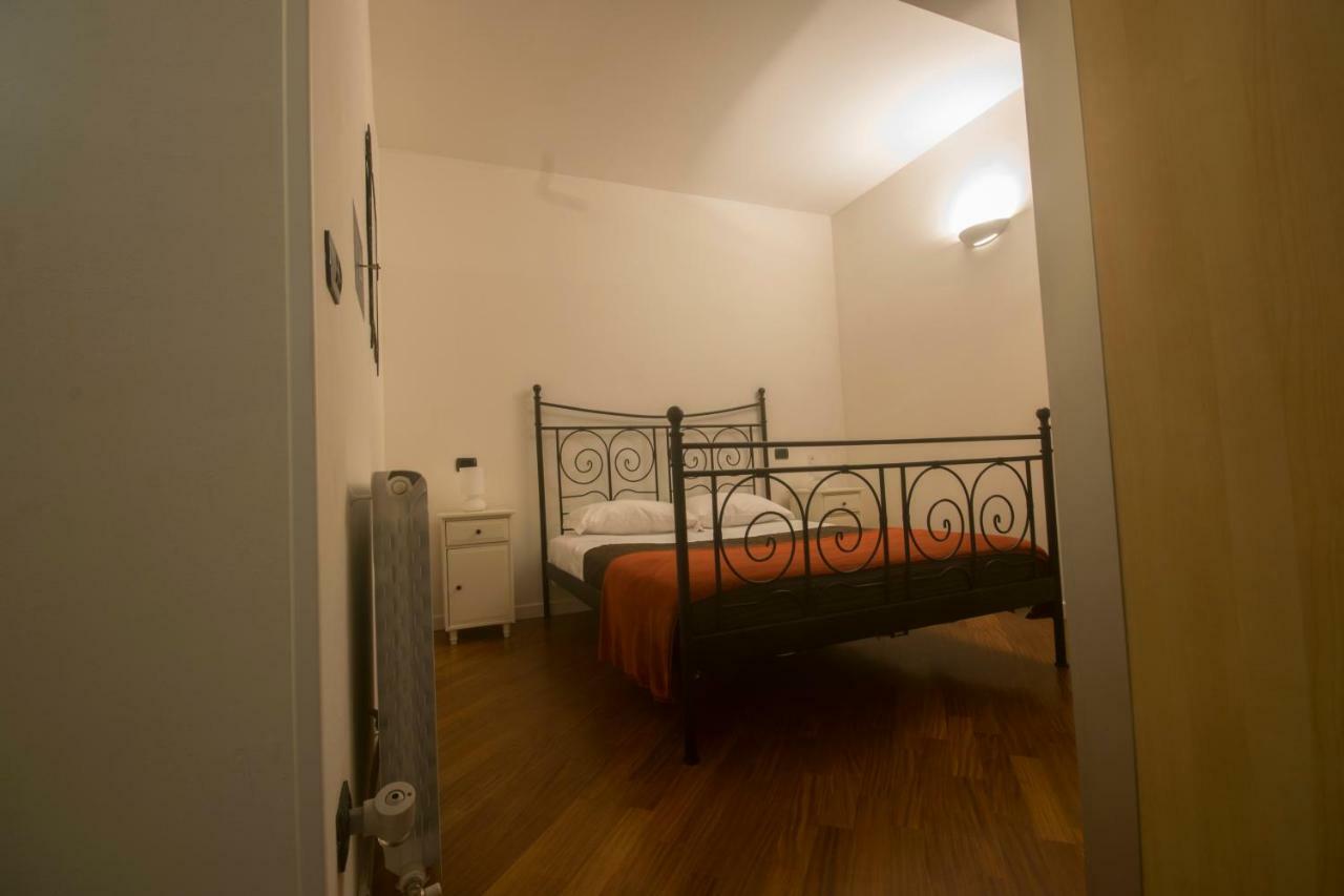 Suite Del Borgo - Affittacamere - Guest House Bologna Buitenkant foto