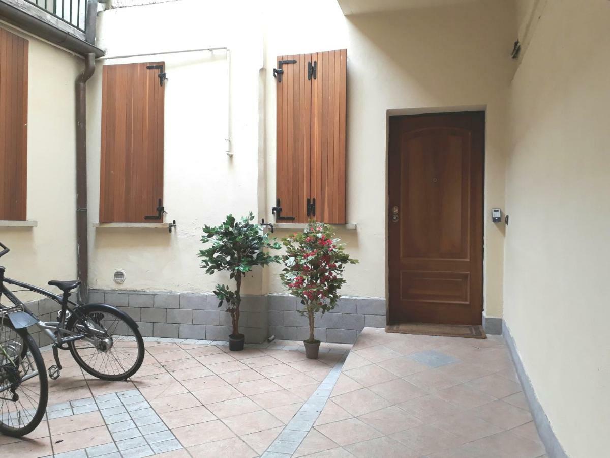 Suite Del Borgo - Affittacamere - Guest House Bologna Buitenkant foto